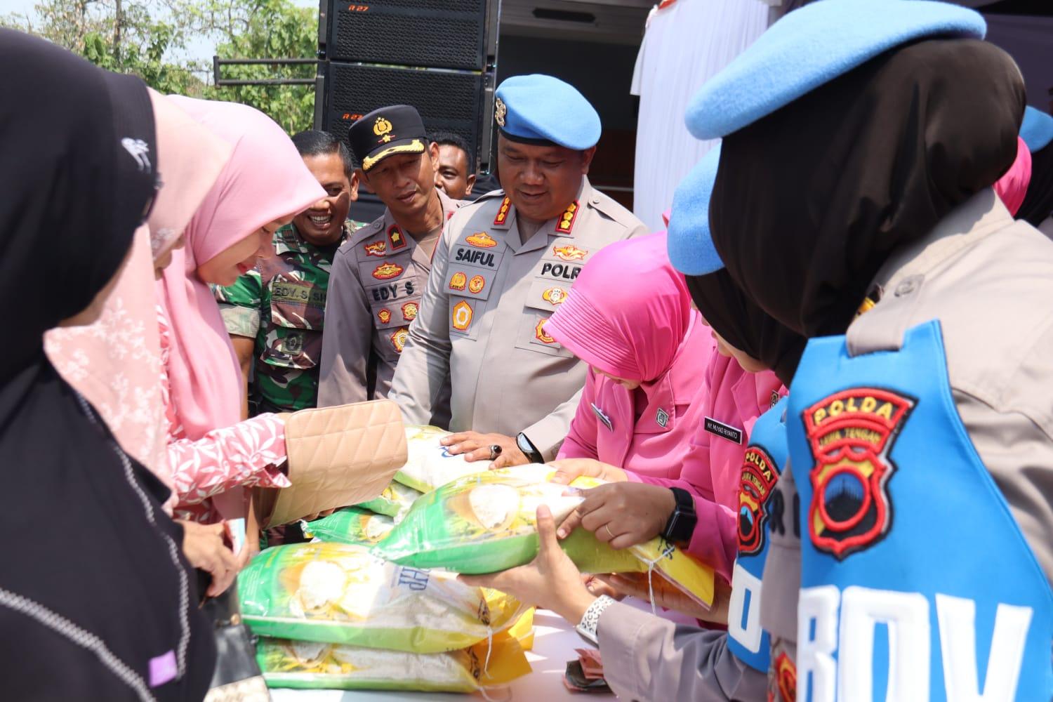 20250812_Polres-Jepara_pangan-murah.jpg