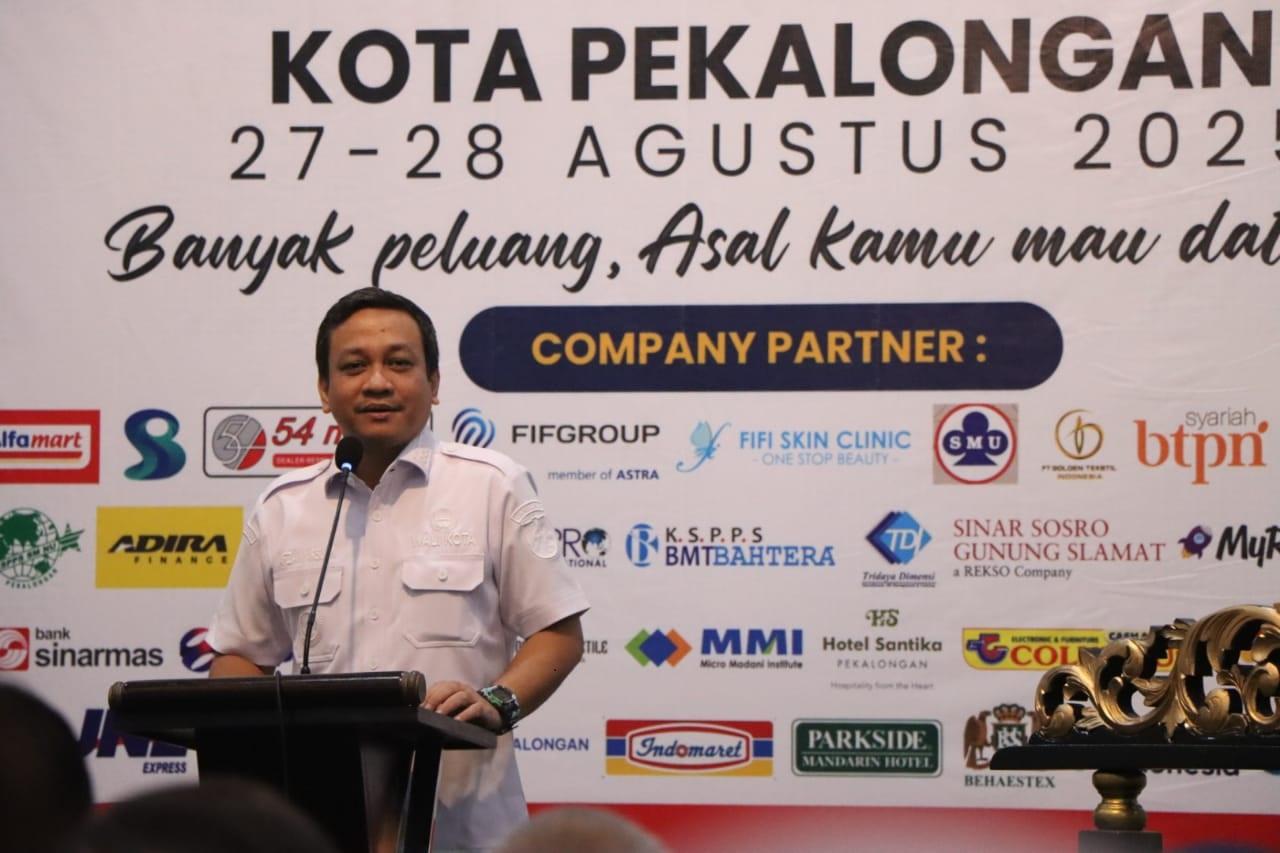 20250828_Wali-Kota-Pekalongan-Achmad-Afzan-Arslan-Djunaid-jobfair_2.jpg