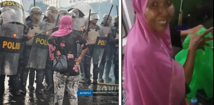 Sosok Mak-mak Kerudung Pink Hadapi Barisan Brimob Saat Demo di DPR, Anak Khawatir Ibu Belum Pulang
