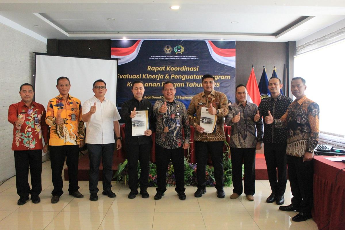 Panen Prestasi! Lapas Purwokerto Raih 3 Penghargaan Bergengsi di Tingkat Provinsi