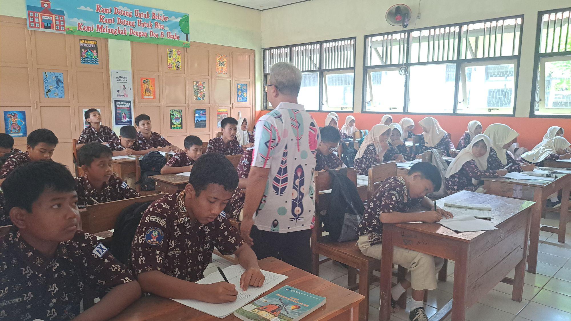 MBG Terhenti, Siswa SD di Kembaran Banyumas Bingung dan Bertanya-tanya