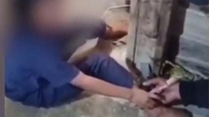 Nasib Pilu Bocah 5 Tahun Menangis Kesakitan, Kaki Dirantai di Tiang Kayu Tiap Orangtua Pergi