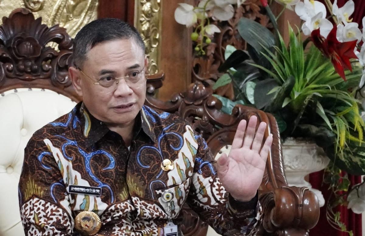 20251106_Bupati-Pati-Sudewo-bantuan-puso-gagal-panen_1.jpg