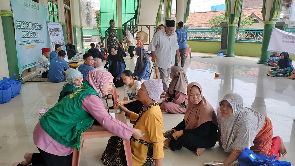 Solichah Bersyukur Ikut Pengobatan Gratis Pasca Banjir di Semarang, Mengeluh Badannya Sakit Semua