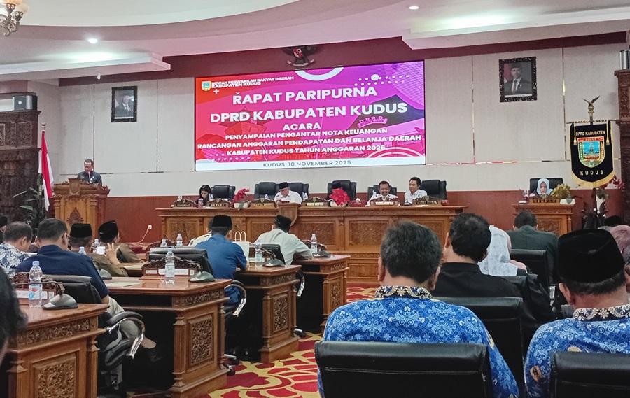 20251110-_-Rapat-Paripurna-RAPBD-Kudus-2026.jpg