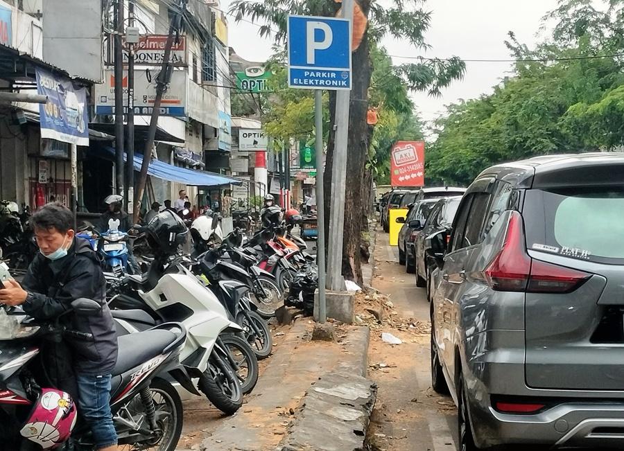 20251124-_-Parkir-Elektronik-Jalan-MT-Haryono-Semarang.jpg
