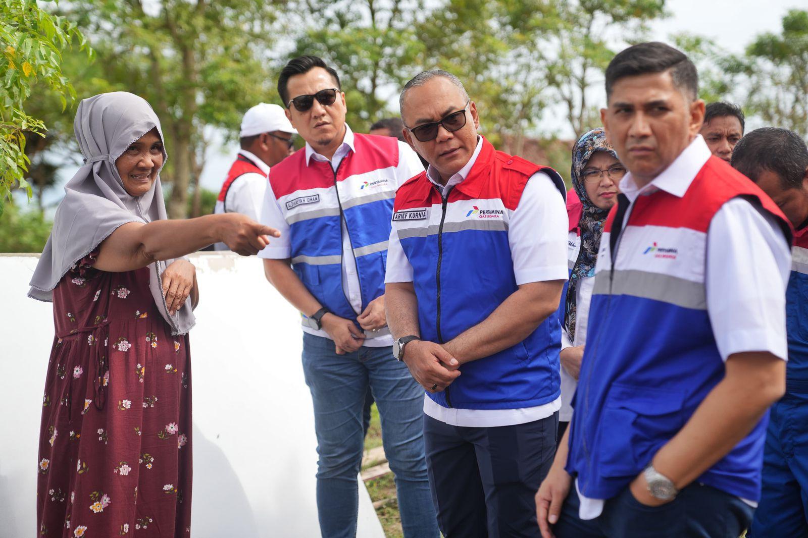 Kawal Misi Kemanusiaan, Dirut PGN Turun Langsung Serahkan Bantuan Bencana Aceh dan Sumatera Utara