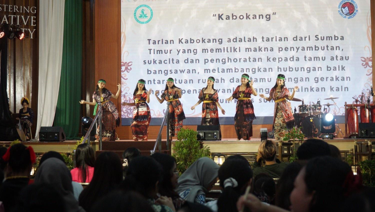 Dies Natalis FIK UKSW Ke-19: Pentas Budaya Penuh Syukur dan Keberagaman