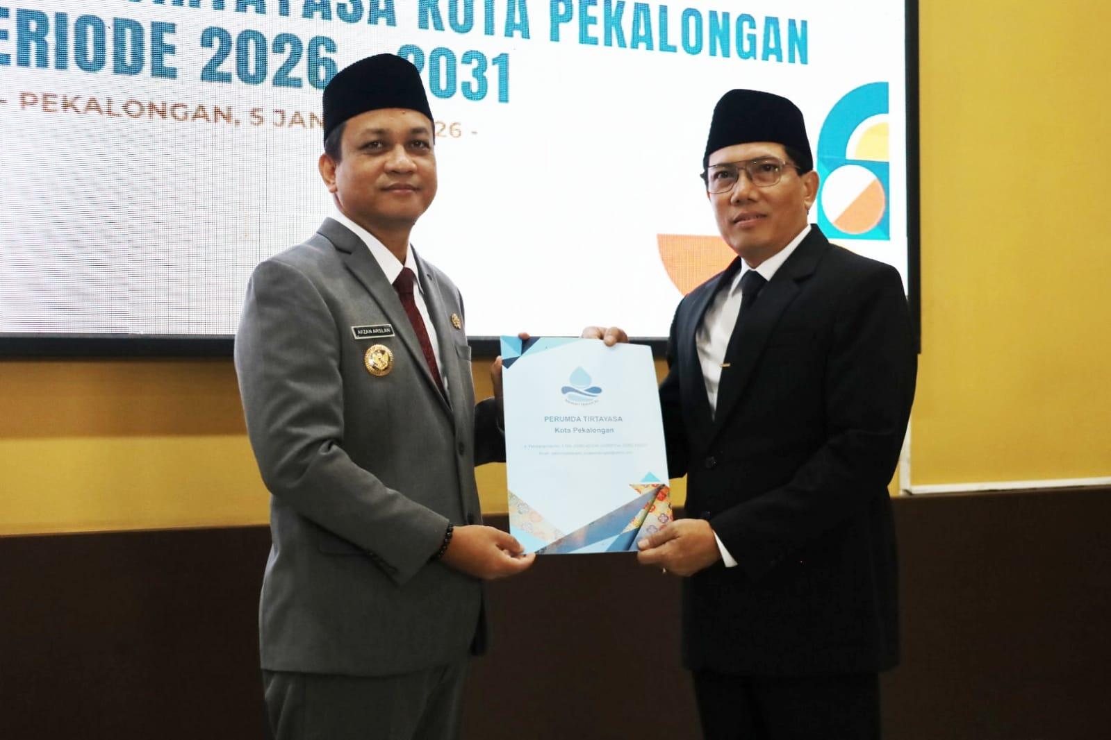 Wali Kota Pekalongan Aaf Lantik Muhammad Affan, Targetkan Pembenahan Layanan PDAM