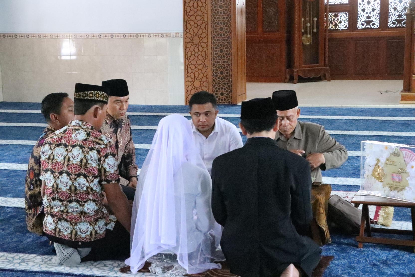 20260107_NIKAH-DI-POLRES-Sepasang-pengantin-FA.jpg