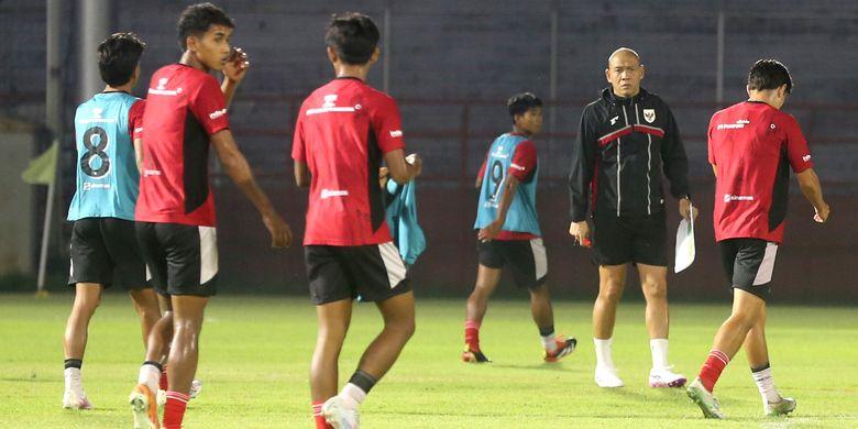 20260204_Pemain-Timnas-U20-Indonesia-menjalani-latihan.jpg