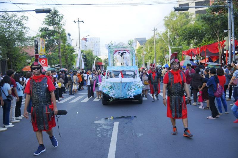 Jumat Siang Karnaval Paskah Kota Semarang, Jalan Pemuda Ditutup Total
