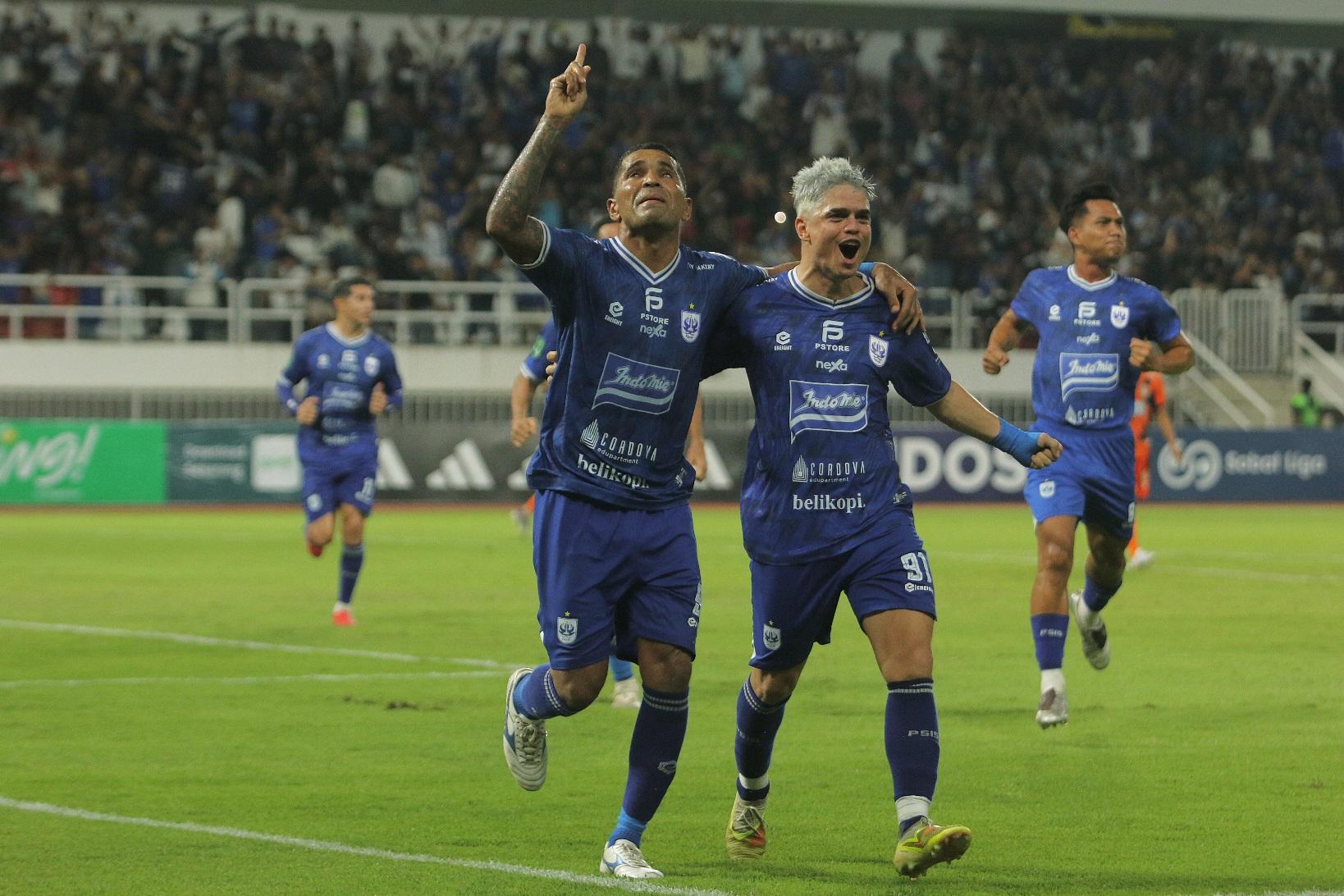 20260425_SELEBRASI-Striker-PSIS-Semarang-Alberto-Goncalves.jpg