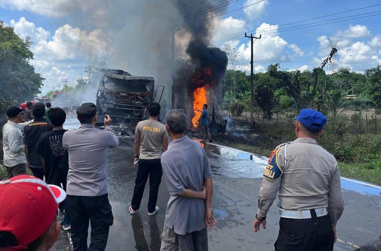 20260506_als-terbakar-5.jpg