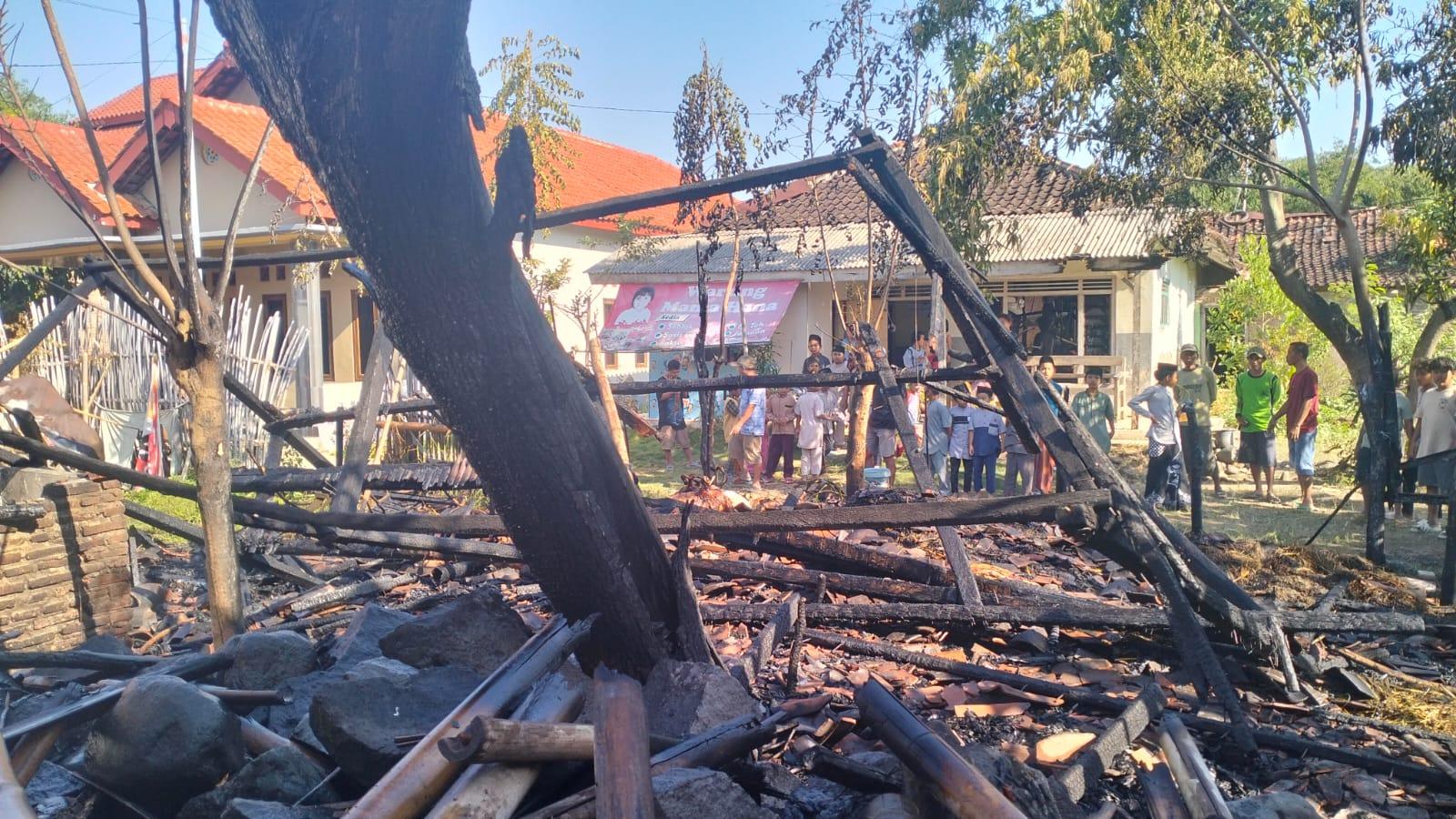 25 Kambing Gosong saat Kandang Terbakar di Jagalempeni Brebes, Kerugian Ditaksir Puluhan Juta - Tribunjateng.com