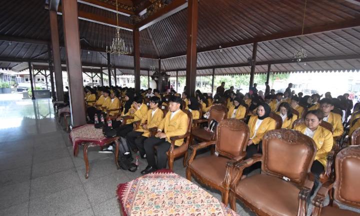 228 Mahasiswa Unsoed Jalankan KKN Tematik Kebencanaan di Kecamatan Sumbang - Tribunjateng.com
