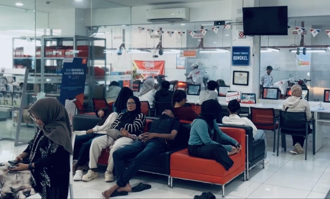 Warga Semarang Akui Servis Motor di Astra Motor Jateng Kini Lebih Cepat, Sekitar 60 Menit Tuntas - Tribunjateng.com