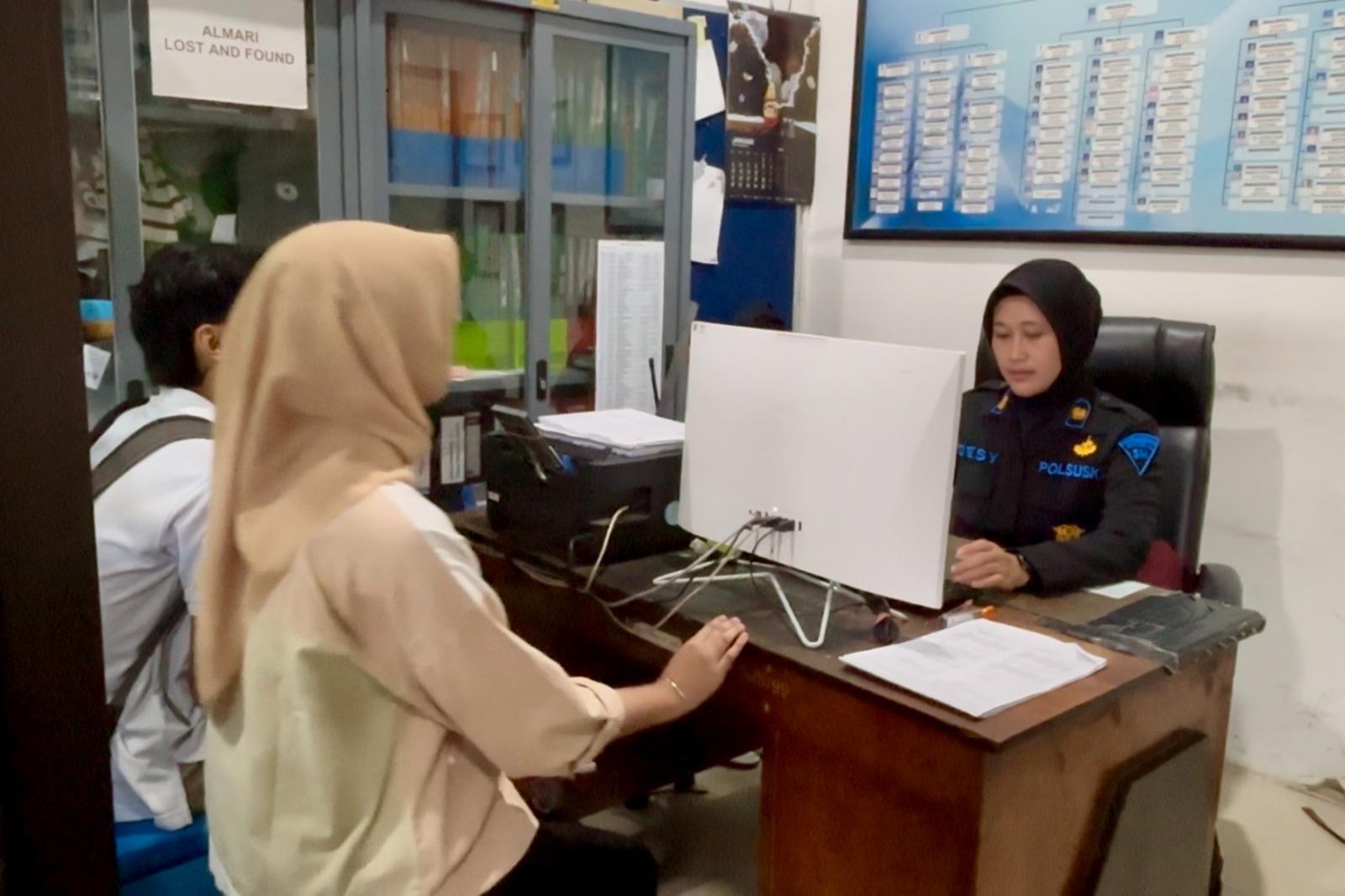 Hampir Rp1 M Nilai Barang Penumpang Tertinggal di Kereta Api, 80 Handphone Masuk Daftar Terbanyak - Tribunjateng.com