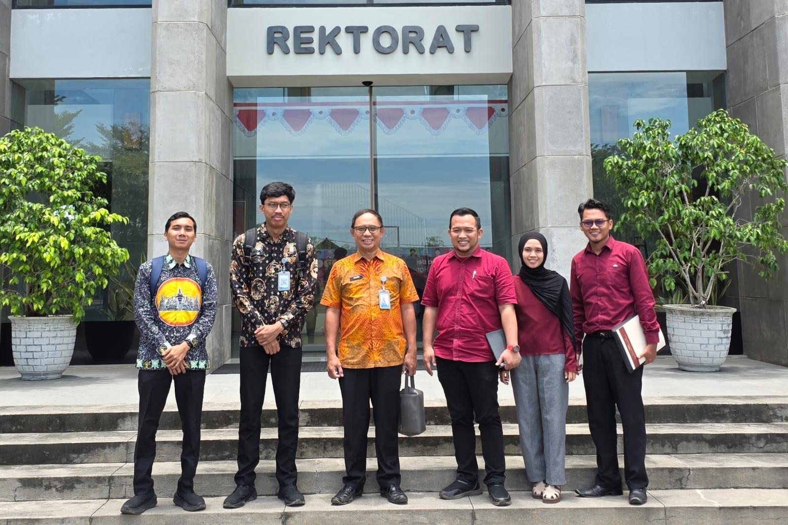 2060305_kemenkum7.jpg