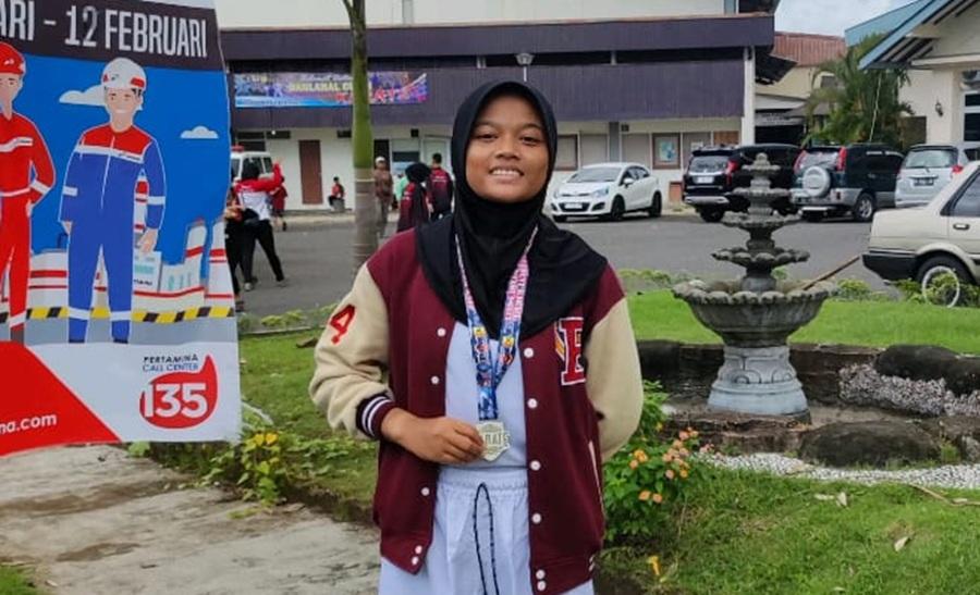 Amelia-Melati-mahasiswa-Universitas-Telkom-Purwokerto-meraih-juara-2.jpg