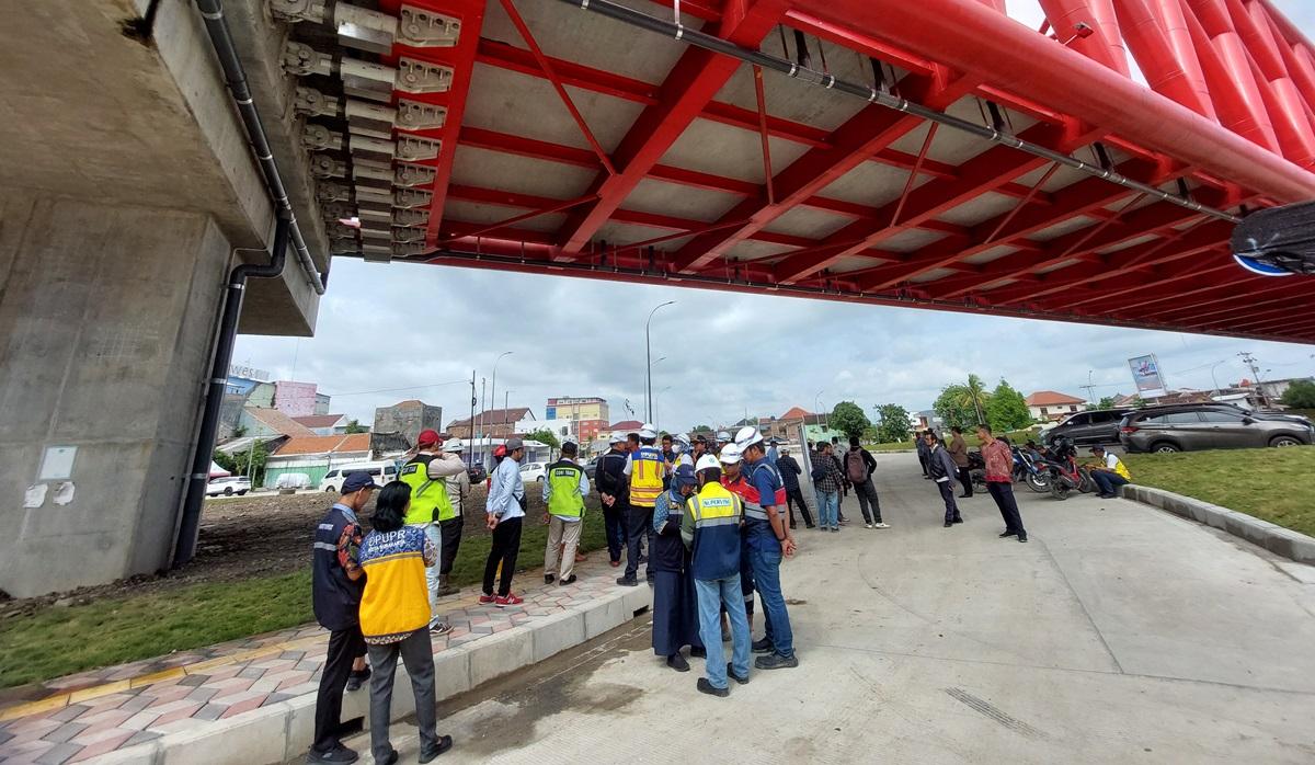 Video DPRD Solo Sidak ke Simpang Joglo Pantau Warga Sekitar Terdampak Genangan Air