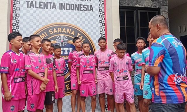 ASTI Terjunkan 4 Skuad Muda U-13 hingga U-15 ke Kejuaraan Barati Cup Internasional East Java 2025