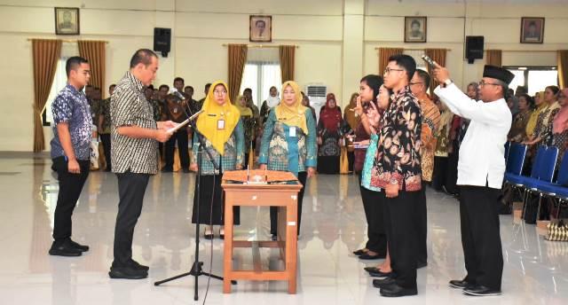 Bupati-Karan-fungsional-guru-di-Au2023.jpg