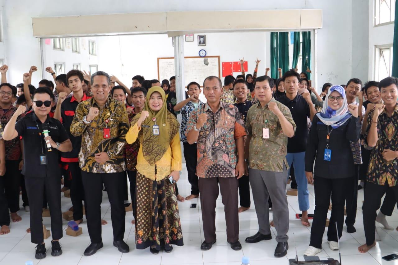 Dinkominfo Kota Pekalongan Gencar Kenalkan Kanal Aduan ke Pelajar