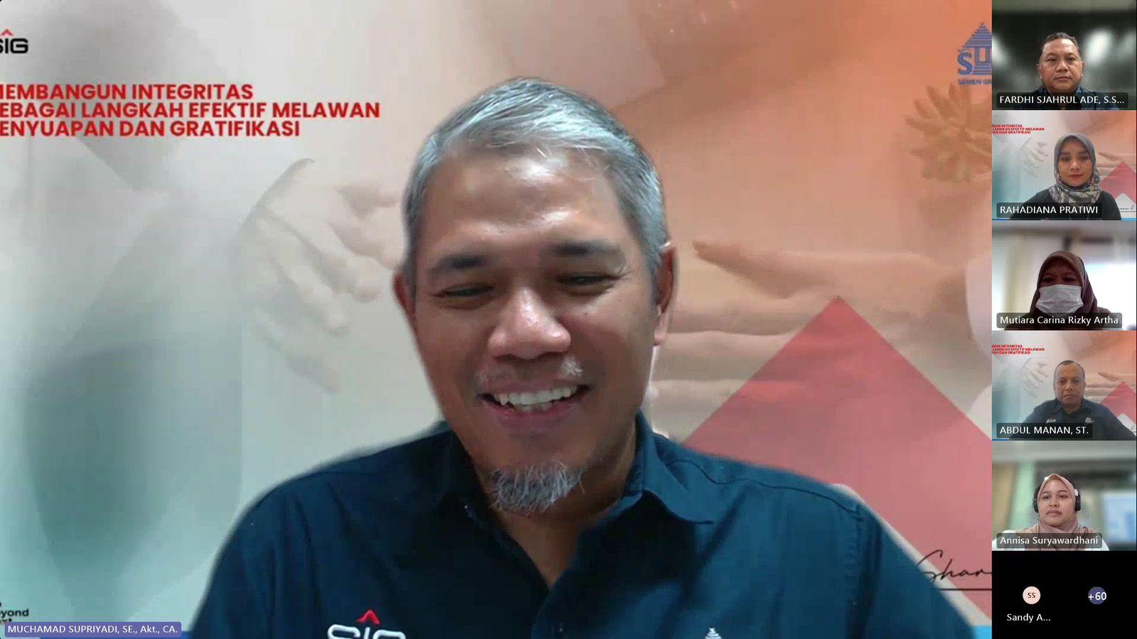 Direktur-Utama-PT-Semen-Gresik-Muchamad-Supriyadi-1.jpg