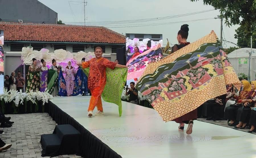 Potret Mbak Ita Fashion Show di Lapas Bulu Semarang, Ditonton Wali Kota Agustina Wilujeng