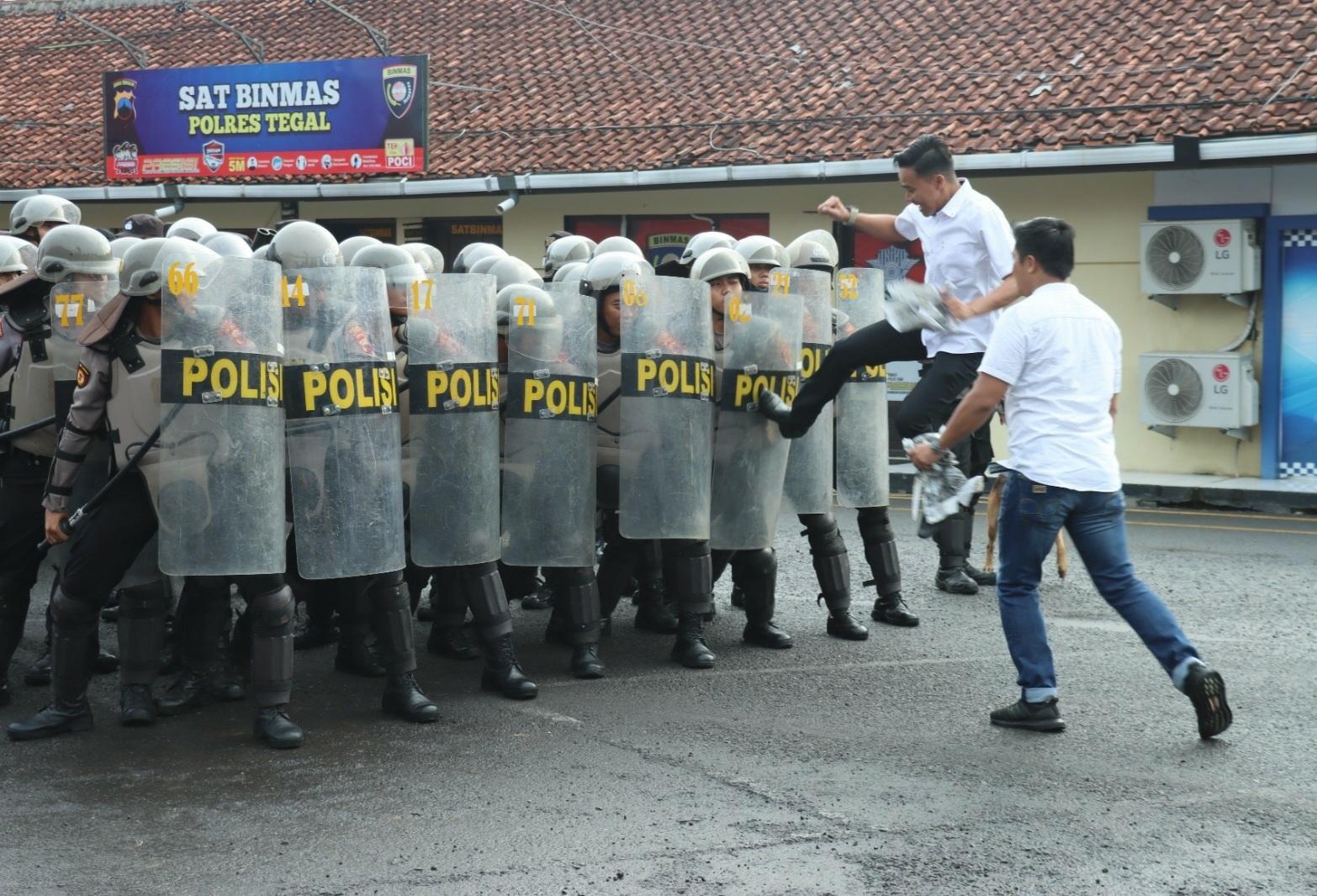 Polres Tegal Kembali Gelar Latihan Power On Hand Matangkan Formasi Lapis Ganti