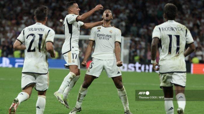 Gelandang-Inggris-Real-Madrid-5-Jude-Bellingham-merayakan-dengan-rekan-satu-timnya.jpg