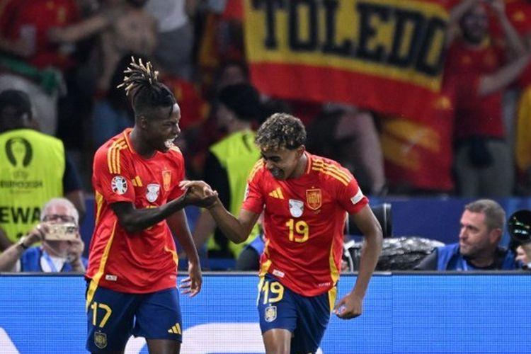 Gelandang-Spanyol-Nico-Williams-berselebrasi-bersama-Lamine-Yamal.jpg