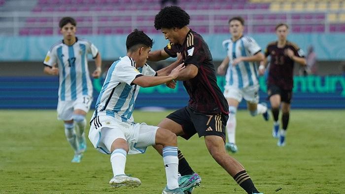 Hasil-Babak-II-Skor-2-2-Argentina-Vs-Jerman-Piala-Dunia-U17-2023-Paris-Brunner-Samakan-Kedudukan.jpg