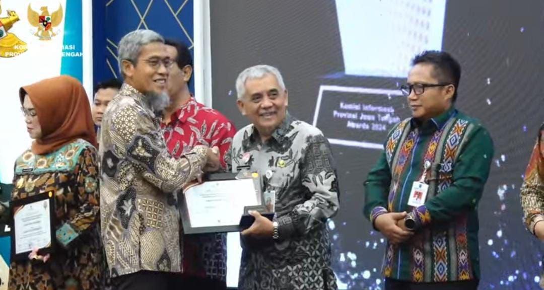 Tiga Kali Berturut-turut, Pemkab Wonosobo Kembali Raih Predikat Kabupaten Informatif Tingkat Jateng