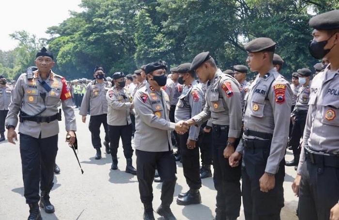 Kapolda-Jateng-Irjen-Pol-Ahmad-Luthfi-ngunduh-mantu.jpg