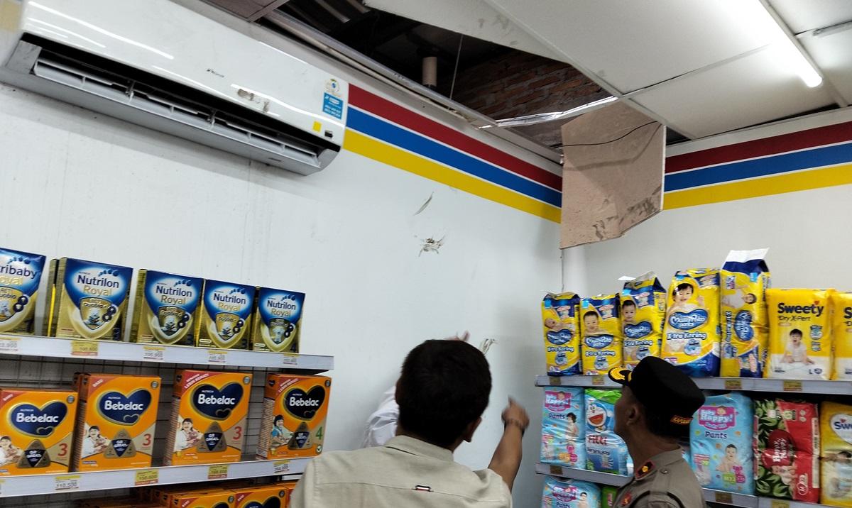 Video Minimarket di Terboyo Wetan Semarang Dibobol, Pencuri Jebol Atap dan Plafon