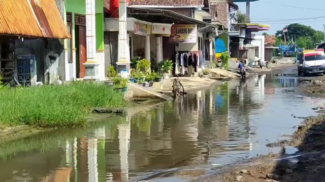 Warga Bandengan dan Karangsari Kendal Sedikit Lega, Dampak Rob Berkurang Imbas Tanggul Laut
