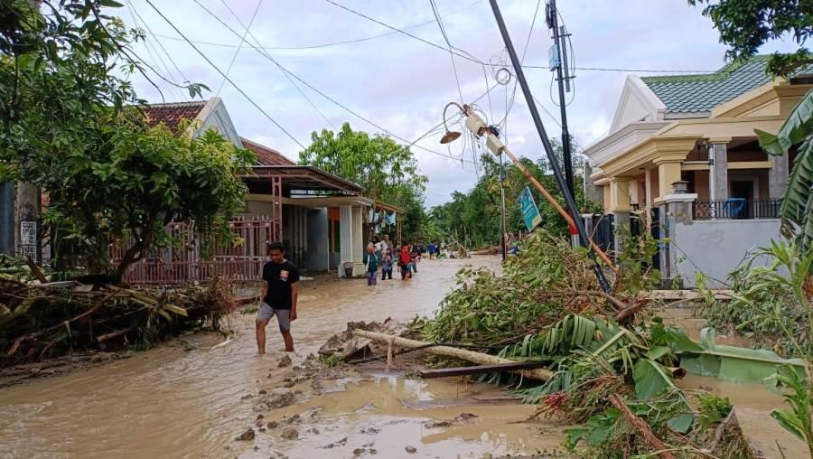 Detik-detik Banjir Bandang Sapu Ratusan Rumah di Baturagung Grobogan, Sebagian Hancur Terbawa Arus