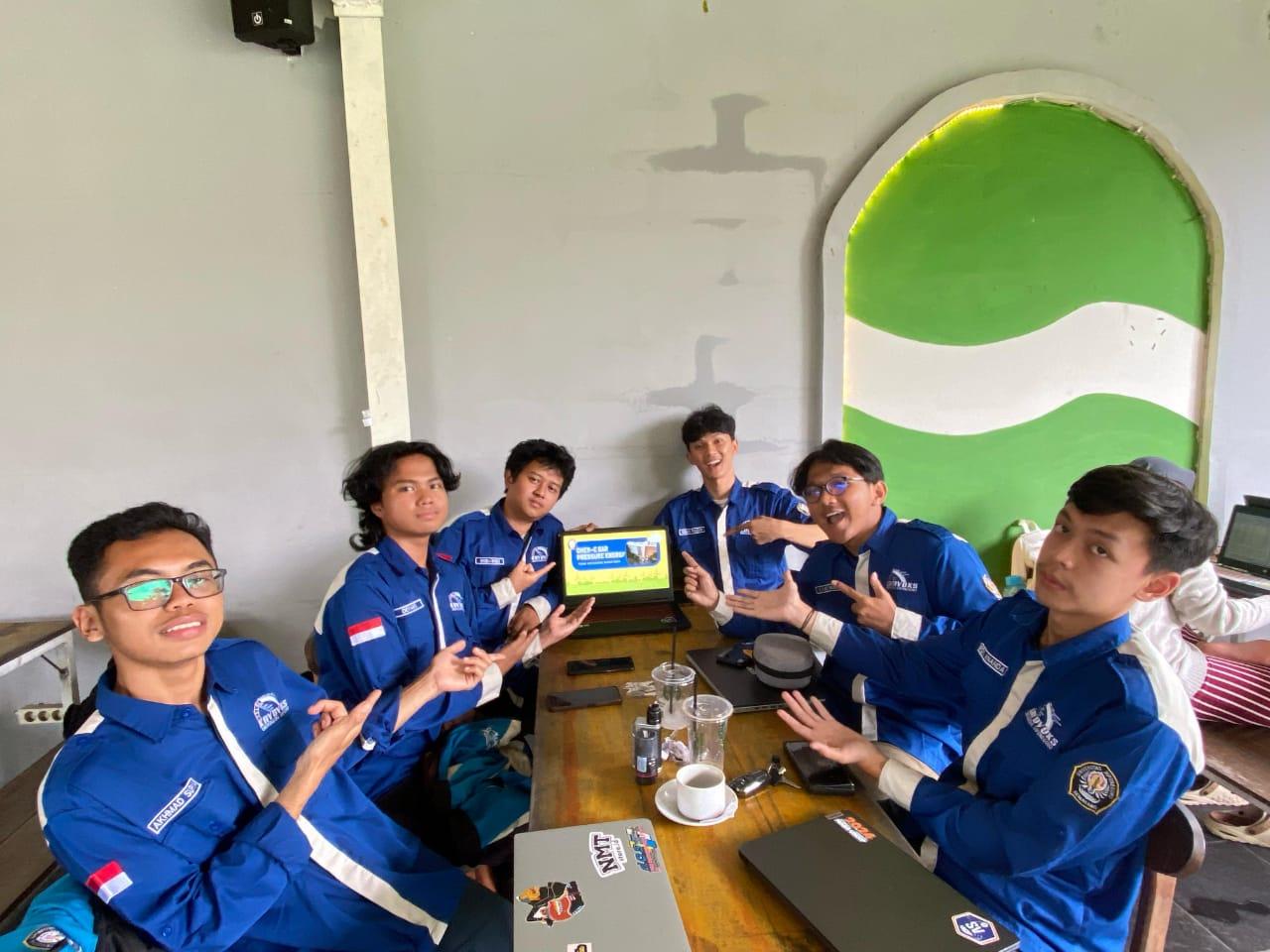 Kisah Mahasiswa Undip Raih 2 Medali Emas di Kompetisi Internasional Karena Kembangkan Mobil Listrik