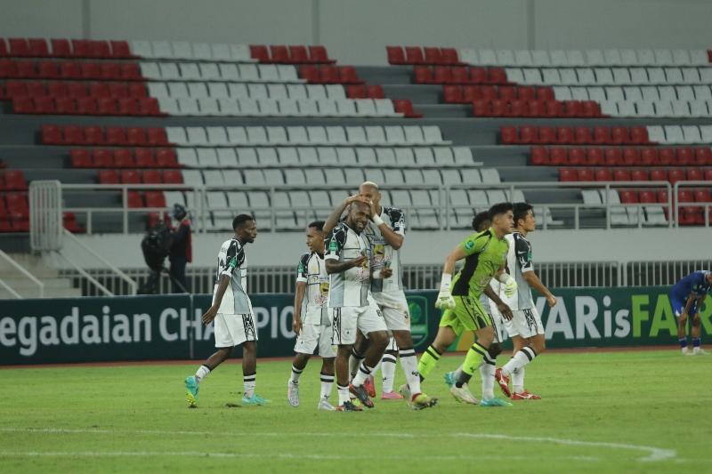 Menang-Persipura-Jayapura-sukses-mengandaskan.jpg