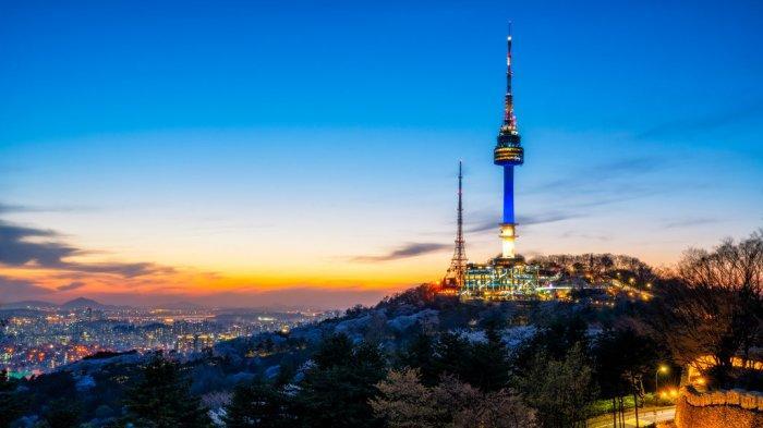 Namsan-Tower-Seoul-Korea-Selatan.jpg