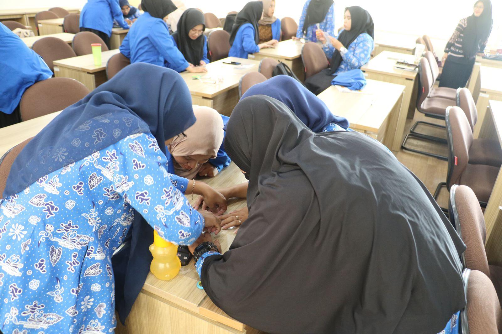 PGPAUD UMP Gelar Visiting Lecture, Ajak Mahasiswa Praktik Pembelajaran IPA Interaktif