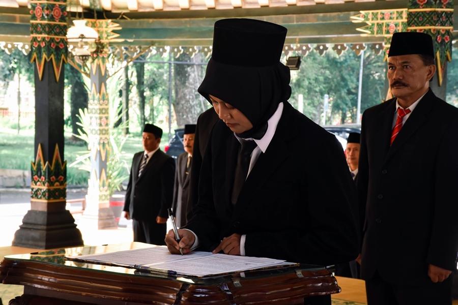 Lantik 67 Pejabat Lingkungan Pemkab Wonosobo, Ini Pesan Bupati Afif Nurhidayat