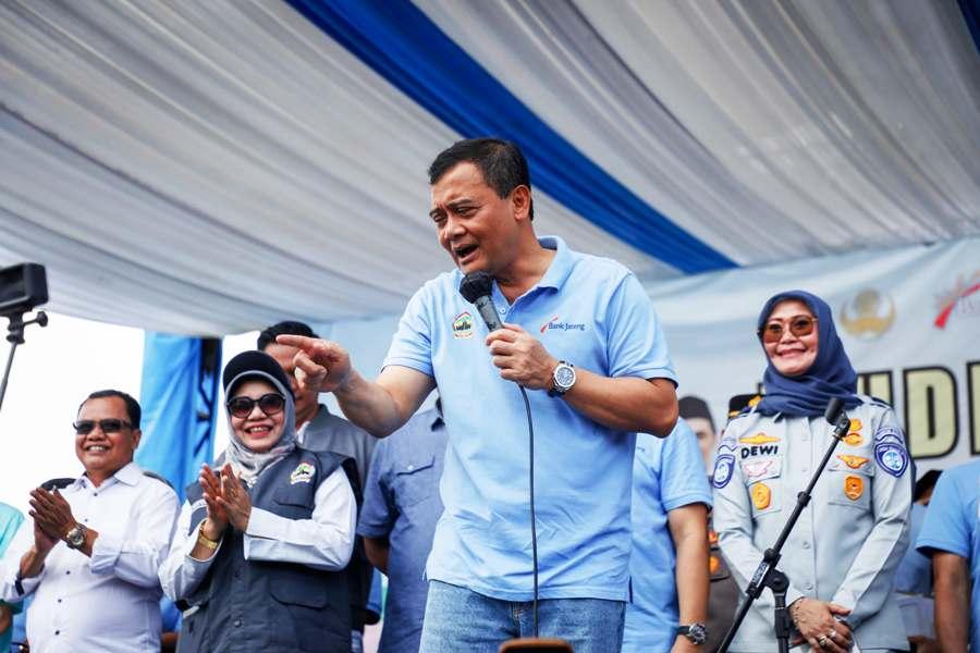 Pelepasan-Program-Mudik-Gratis-Pemprov-Jateng-2025.jpg
