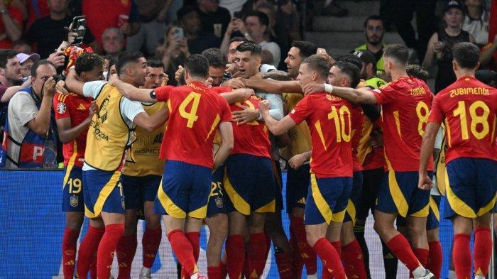Pemain-Spanyol-merayakan-gol-kedua-dalam-pertandingan-final-UEFA-Euro-2024.jpg