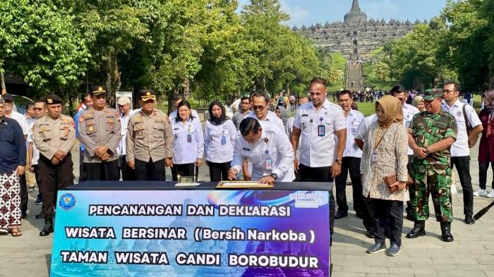 Penandatanganan-Komitmen-Bersama-Wisata-Bersinar-Bersih-Narkoba.jpg