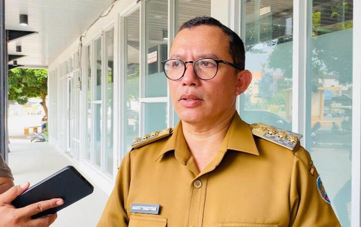 Penjabat-Pj-Bupati-Tegal-Agustyarsyah-saat-ditemui-media-saat-pelatihan-public-speaking.jpg