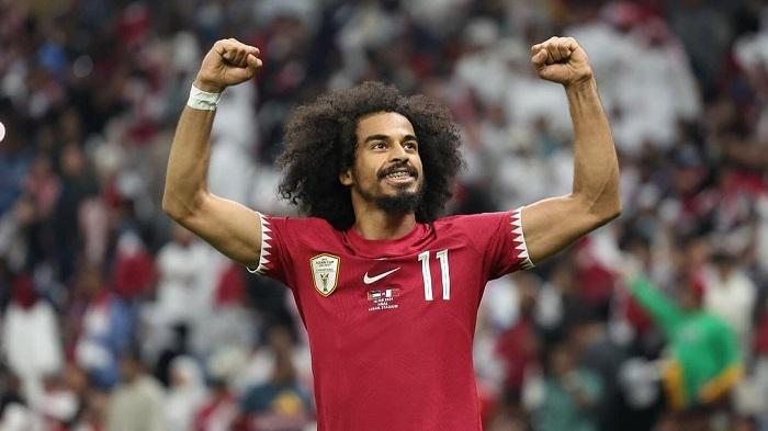 Penyerang-Qatar-Akram-Afif-selebrasi-setelah-mencetak-gol-penalti.jpg