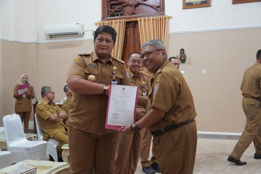 15 Guru di Cilacap Ditugaskan Jadi Kepala Sekolah, Ini Pesan Pj Bupati Arief